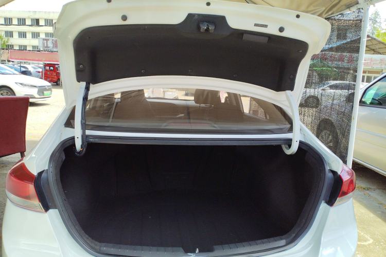 Used Hyundai Elantra 2016 1.6L Automatic ZhiXuan – Elite Version
