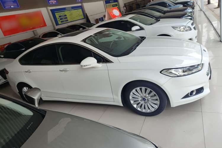 Used Ford Mondeo 2013 2.0L GTDi 200 Luxury Model
