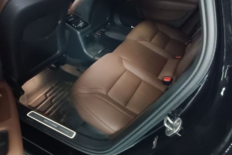 Used Volvo S90 New Energy 2024 Plug-in Hybrid Four-Wheel Drive Long-Range Luxury Smart Edition
