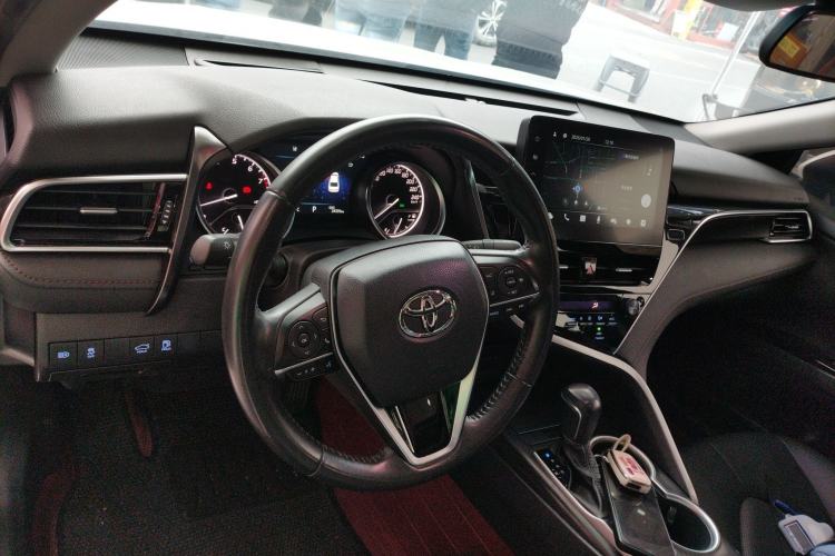 Used Toyota Camry 2023 2.0G Luxury Edition