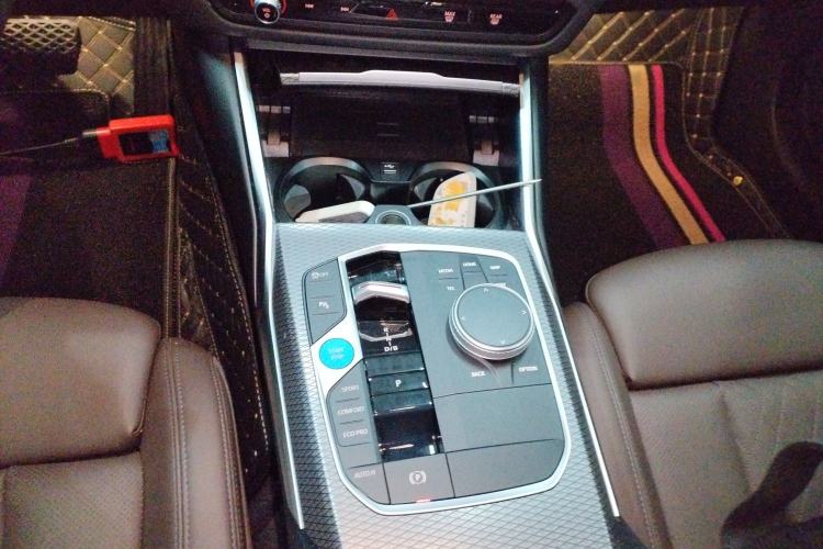 Used BMW i3 2023 eDrive 40 L Midnight Edition
