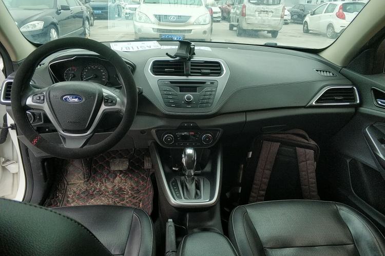 Used Ford Escort 2015 1.5L Automatic Fashion Model