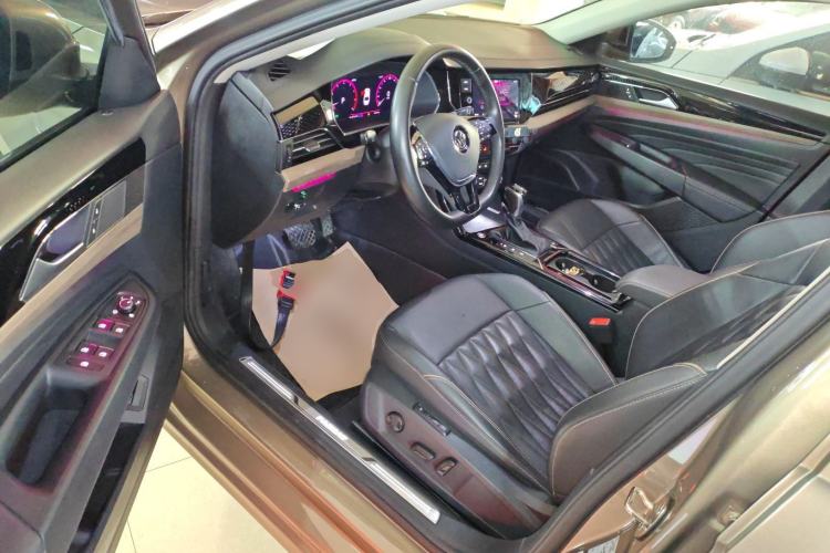 Used Volkswagen Passat 2019 330TSI Luxury Edition China V Standard
