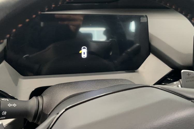 Used Oshan Z6 2023 Blue Whale 1.5T DCT Luxury Model
