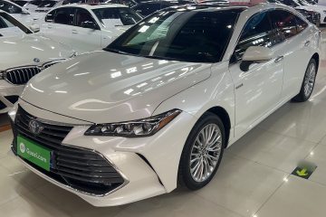 Used Toyota Avalon 2019 Dual-Engine 2.5L XLE Prestige Version China VI Standard