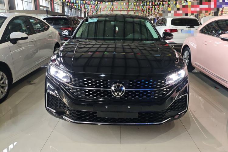 Used Volkswagen Passat 2023 330TSI Starry Elite Edition
