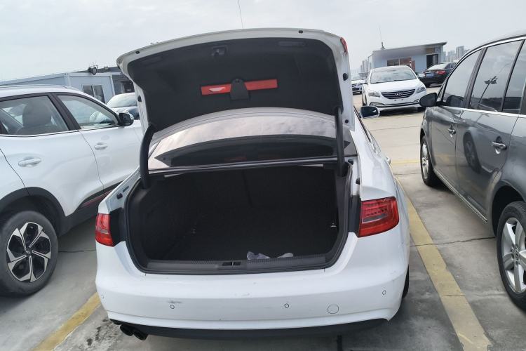 Used Audi A4L 2013 35 TFSI Automatic Standard Model
