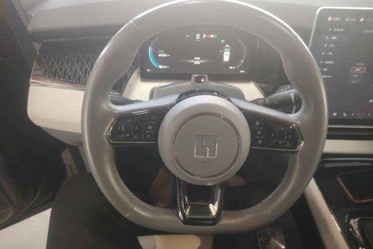 Used Zeekr 009 2022 ME Edition
