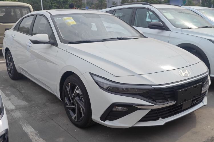 Used Hyundai Elantra 2023 1.5L CVT GLX Elite Edition
