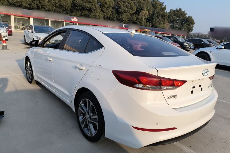 Used Hyundai Elantra 2016 1.6L Automatic ZhiXuan – Elite Version