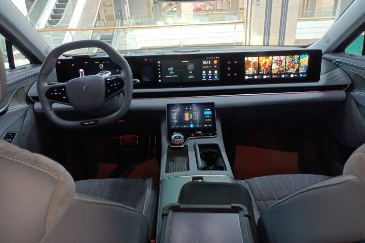 Used VOYAH PASSION 2023 Four-Wheel Drive Long-Range Version
