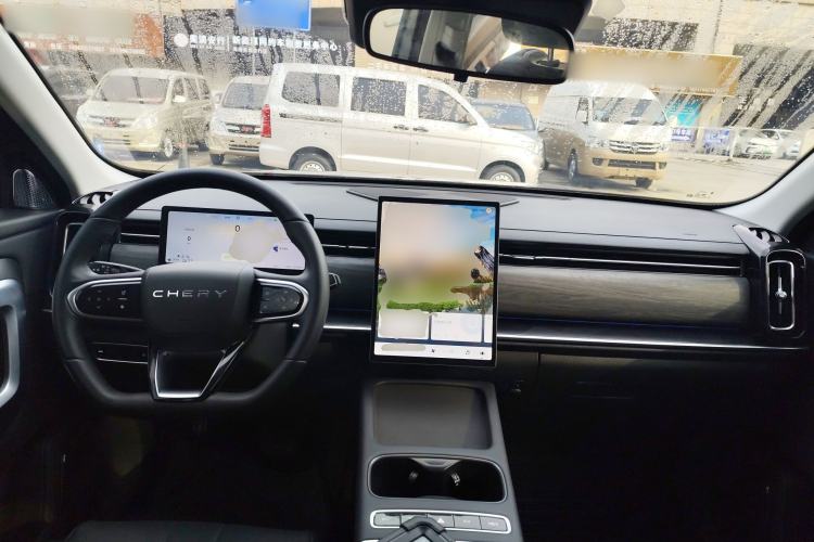 Used Chery Tiggo 7 C-DM 2025 1.5T 120KM Luxury Trim
