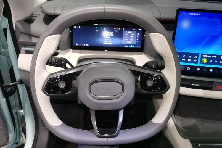 Used Lynk & Co 06 EM-P 2023 EM-P 126 Long-Range Halo
