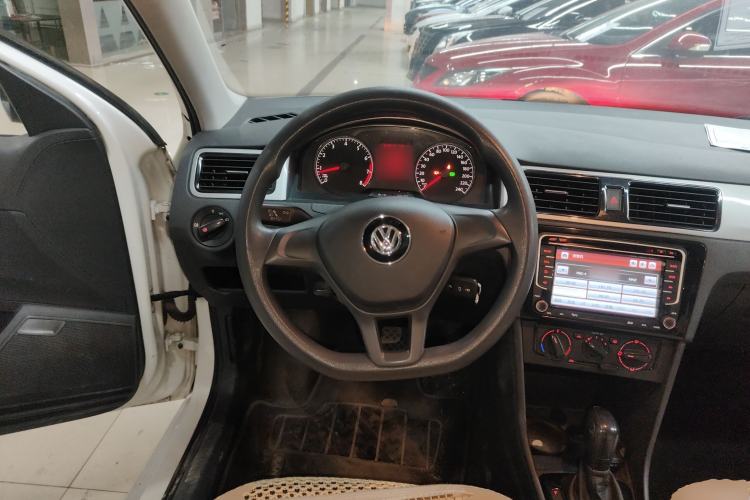 Used Volkswagen Santana 2015 Haval H6 1.6L Automatic Luxury Model
