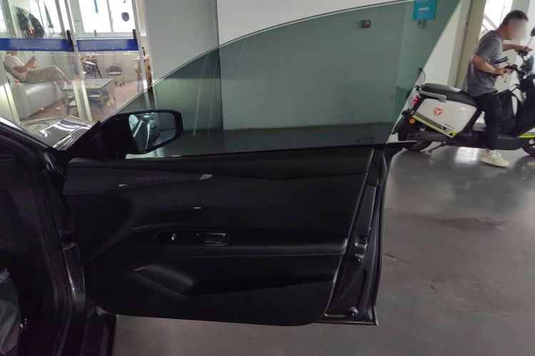 Used  L07 2024 230Max Range-Extended Version
