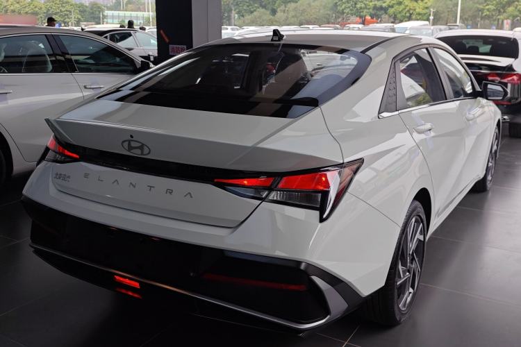 Used Hyundai Elantra 2023 1.5L CVT GLX Elite Edition
