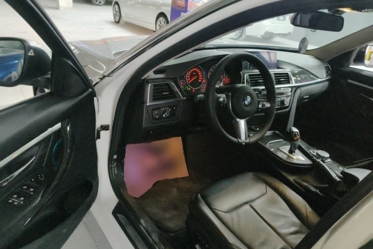 Used BMW 3 Series 2016 320Li Luxury Design Package
