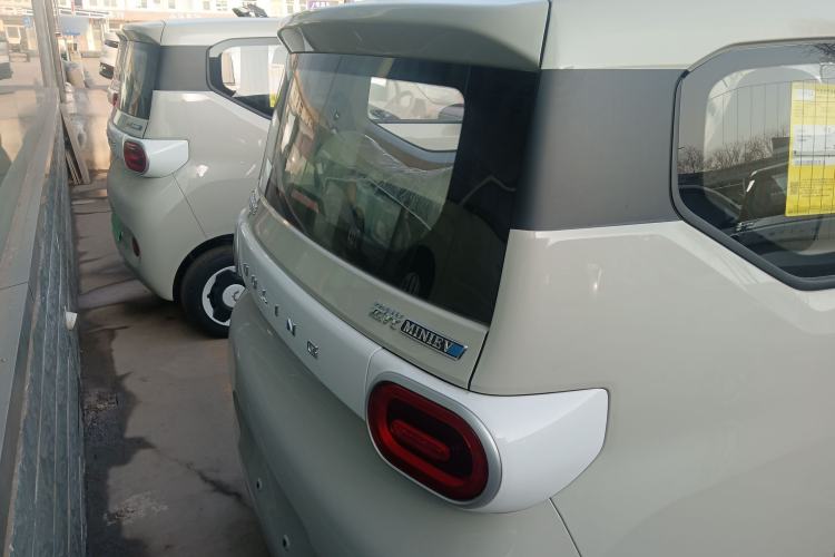 Used Wuling Hongguang MINIEV 2024 3rd Generation 215km Youth Edition