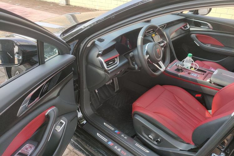 Used Hongqi H6 2024 2.0T ZhiMei Edition
