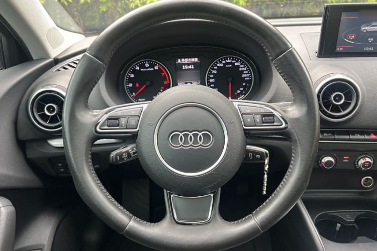 Used Audi A3 2016 Limousine 35 TFSI Prestige Edition
