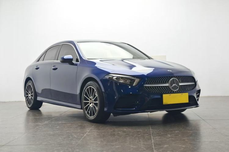 Used Mercedes-Benz A-Class 2021 A 200 L Sport Sedan Fashion Model
