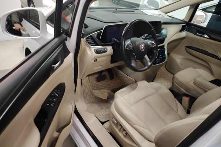 Used Buick GL8 2022 ES Landtrek 653T Luxury Edition
