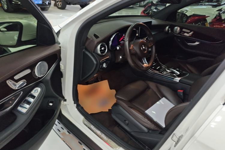 Used Mercedes-Benz GLC 2018 GLC 260 4MATIC Luxury Model