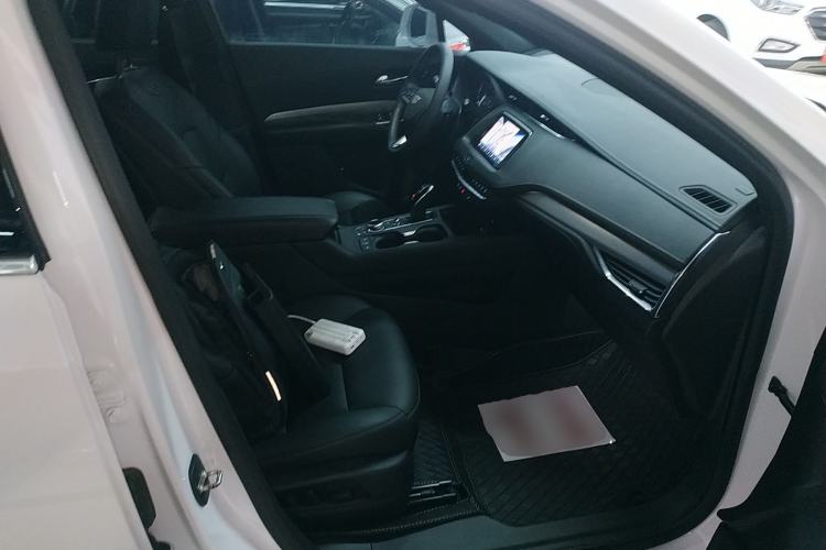 Used Cadillac XT4 2021 28T Two-Wheel Drive Luxury Version