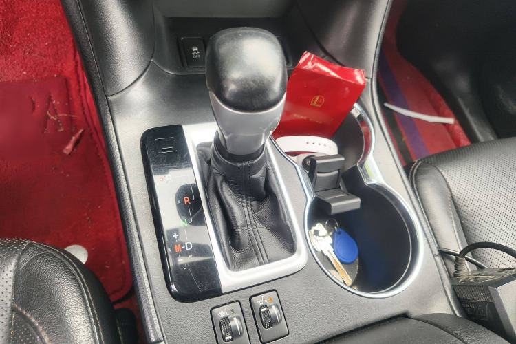 Used Toyota Highlander 2017 2.0T Four-Wheel Drive Luxury Edition 7 Seats