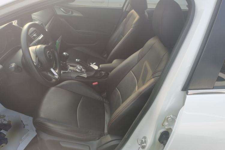 Used Mazda Mazda 3 Axela 2017 Sedan 1.5L Manual Luxury Model Emission Standard China V
