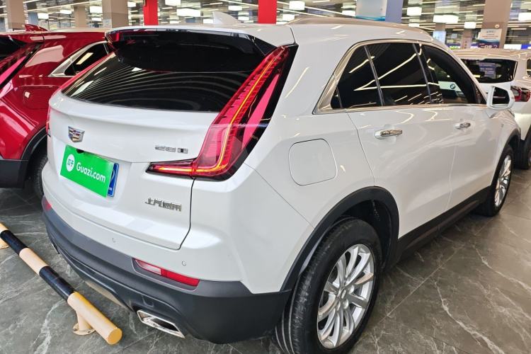 Used Cadillac XT4 2018 28T Two-Wheel Drive Tech Version