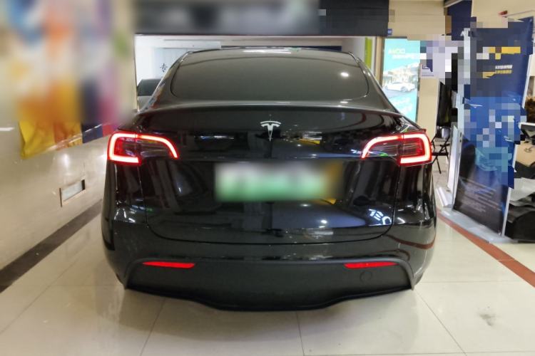 Used Tesla Model Y 2023 Rear-Wheel-Drive Version
