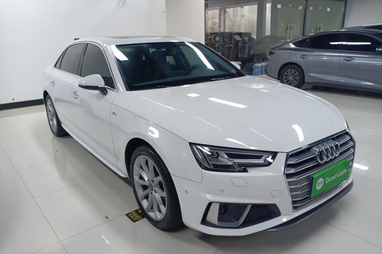 Used Audi A4L 2019 40 TFSI Fashion Edition China VI Emission Standard
