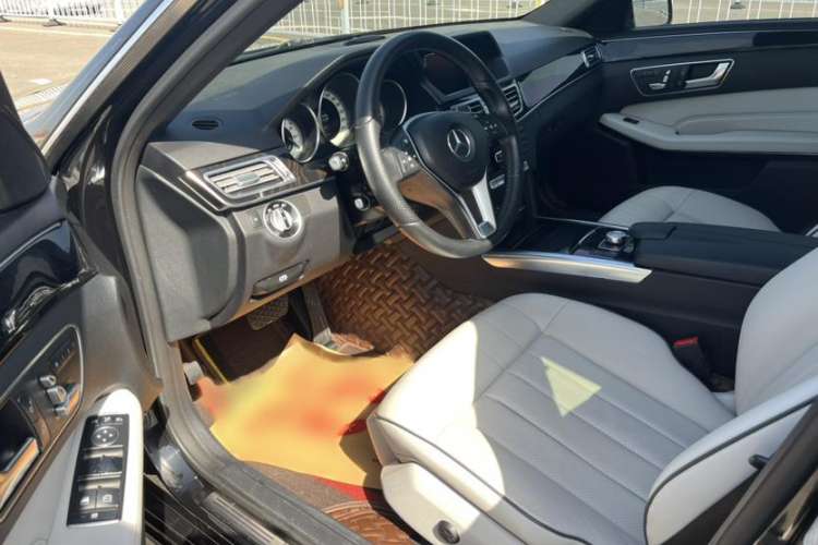 Used Mercedes-Benz E-Class 2015 E 260 L Sport & Fashion Model