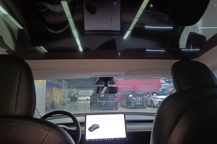 Used Tesla Model Y 2021 Long-Range All-Wheel-Drive Version 3D7