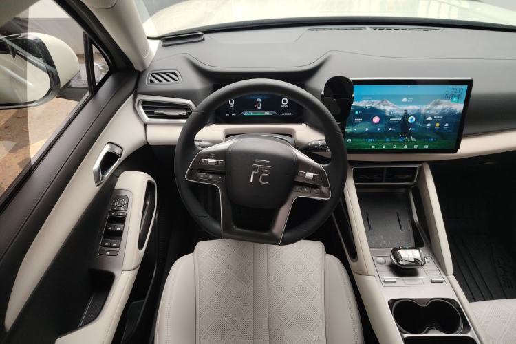 Used BYD Yuan UP 2024 401KM Leading Edition
