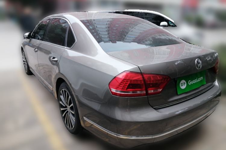 Used Volkswagen Passat 2014 1.8TSI DSG Prestige Navigation Edition
