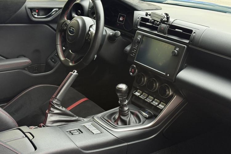 Used Subaru BRZ 2022 2.4L Manual Version
