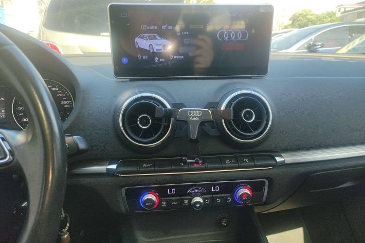 Used Audi A3 2014 Limousine 35 TFSI Automatic Comfort Model
