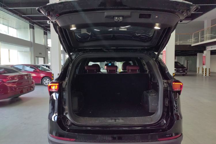 Used Jetour X70 PLUS 2023 1.5T DCT Brave PLUS 5-Seater
