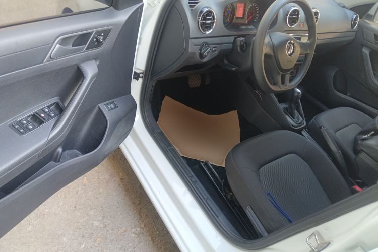 Used Volkswagen Jetta 2017 1.5L Automatic Fashion Model
