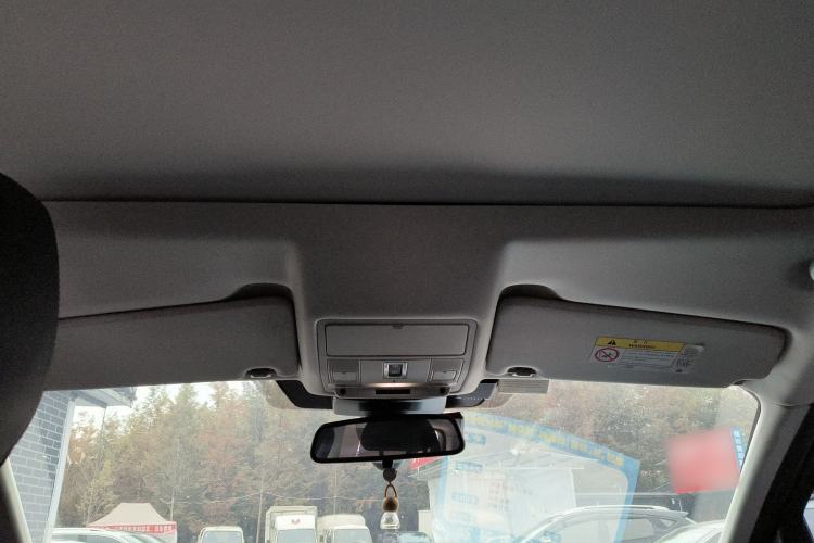 Used Land Rover Discovery Sport 2019 240 PS PURE Edition China VI Standard
