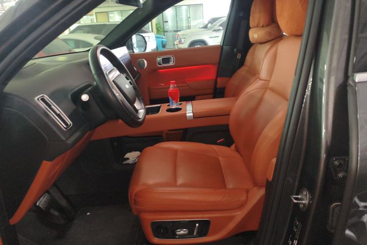 Used Li Auto L8 2023 Pro Model
