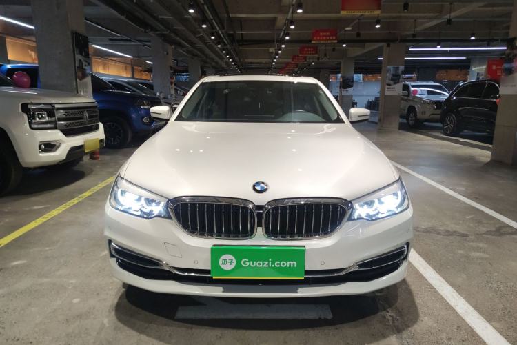 Used BMW 5 Series 2019 525Li Luxury Package
