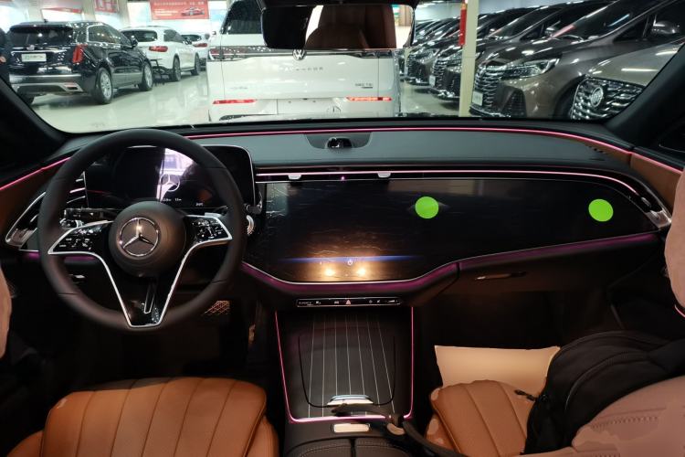 Used Mercedes-Benz E-Class 2025 Facelift E 300 L Luxury Edition
