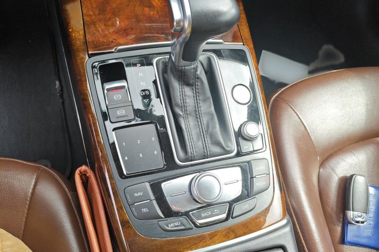 Used Audi A6L 2014 TFSI Comfort Model
