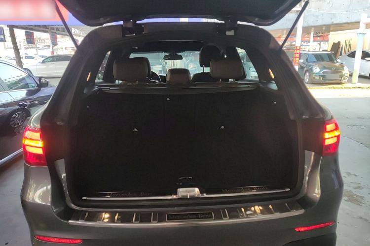 Used Mercedes-Benz GLC 2017 GLC 260 4MATIC Dynamic Edition
