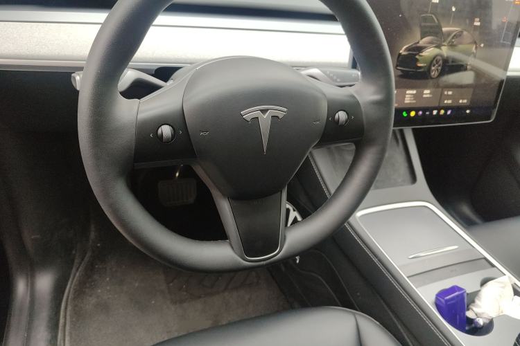 Used Tesla Model Y 2024 Rear-Wheel-Drive Version