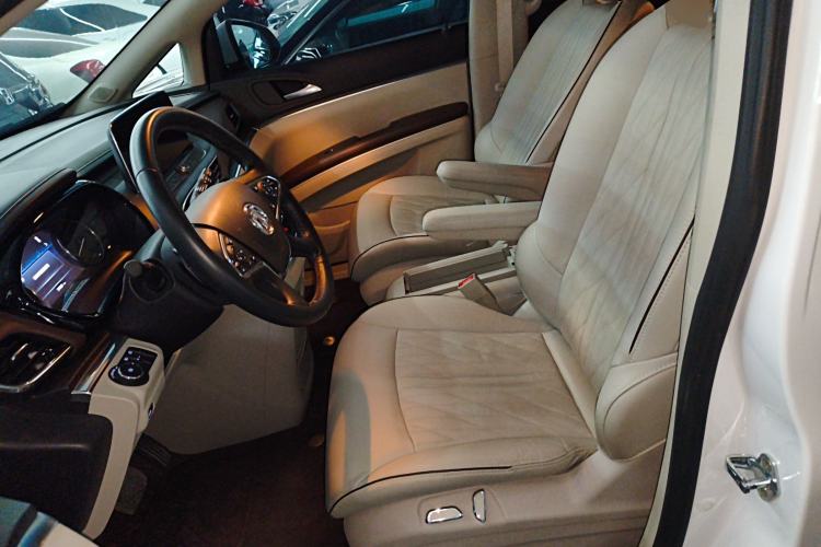 Used Buick GL8 2022 Land Business Class 652T Luxury Model
