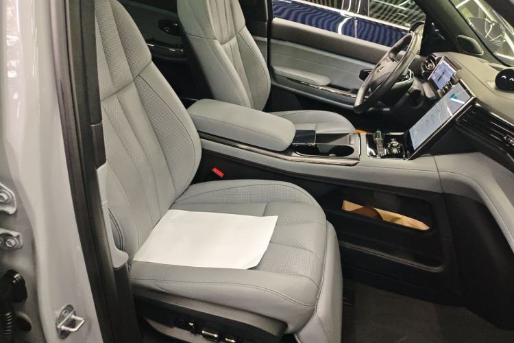 Used Nio ES8 2020 580 km Range Signature Edition Six-Seater Version
